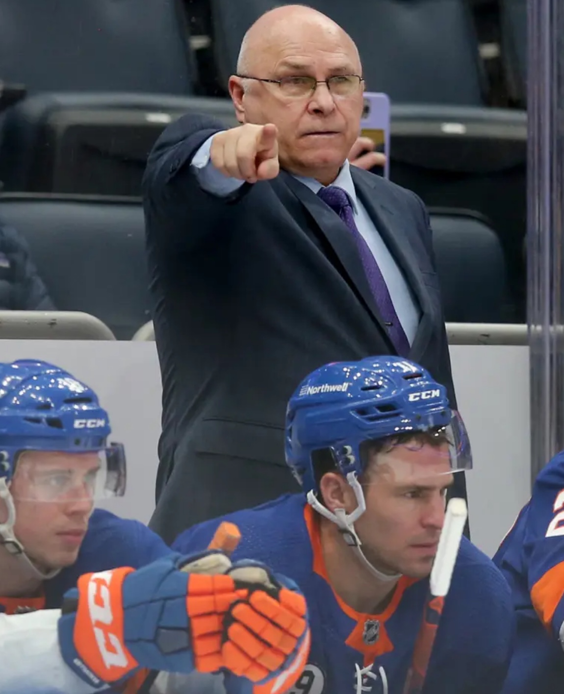 NHL: Islanders Fire Head&nbsp;Coach