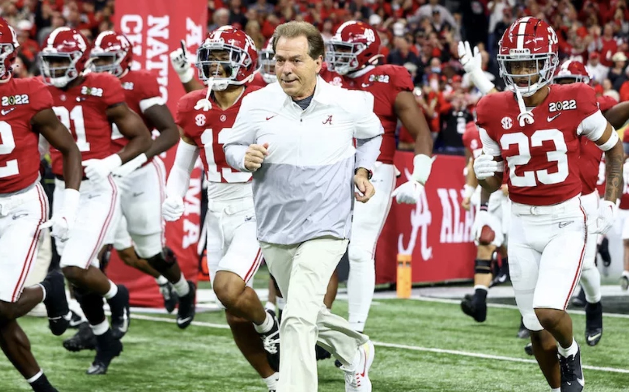 Nick Saban Signs Record-Setting Extension With Alabama