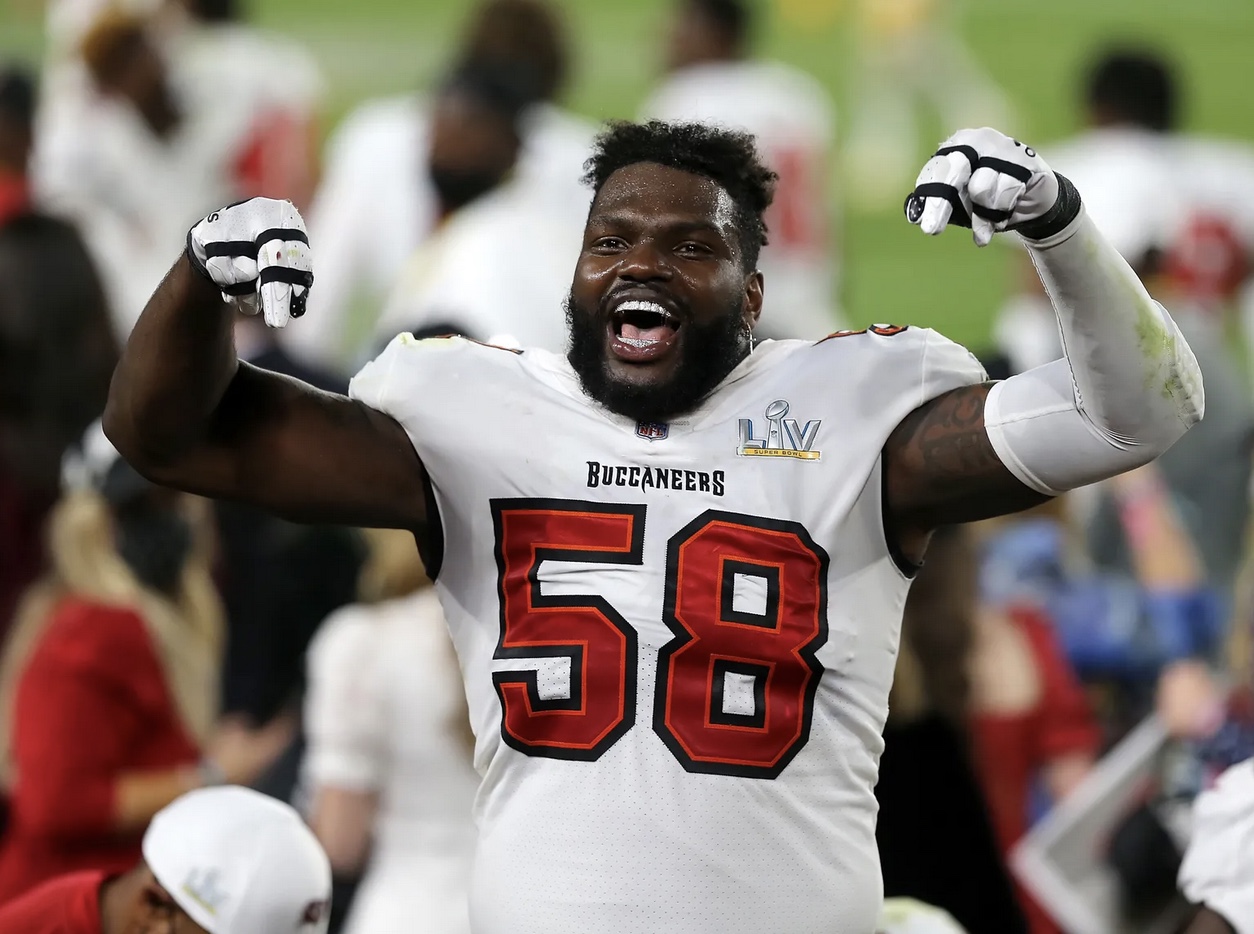 Tampa Bay’s Barrett Suffers Torn Achilles 