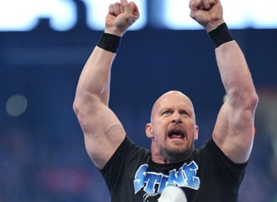 Stone Cold Steve Austin To Fight Roman Reigns at&nbsp;WrestleMania?