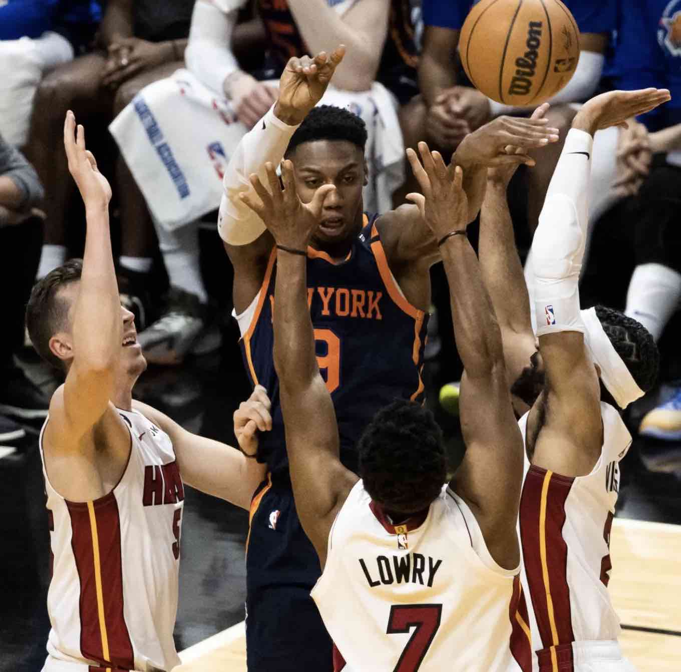 Miami Heat Eliminate New York&nbsp;Knicks