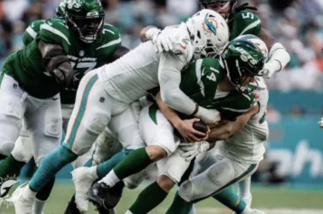 Dolphins Destroy Jets&nbsp;30-0