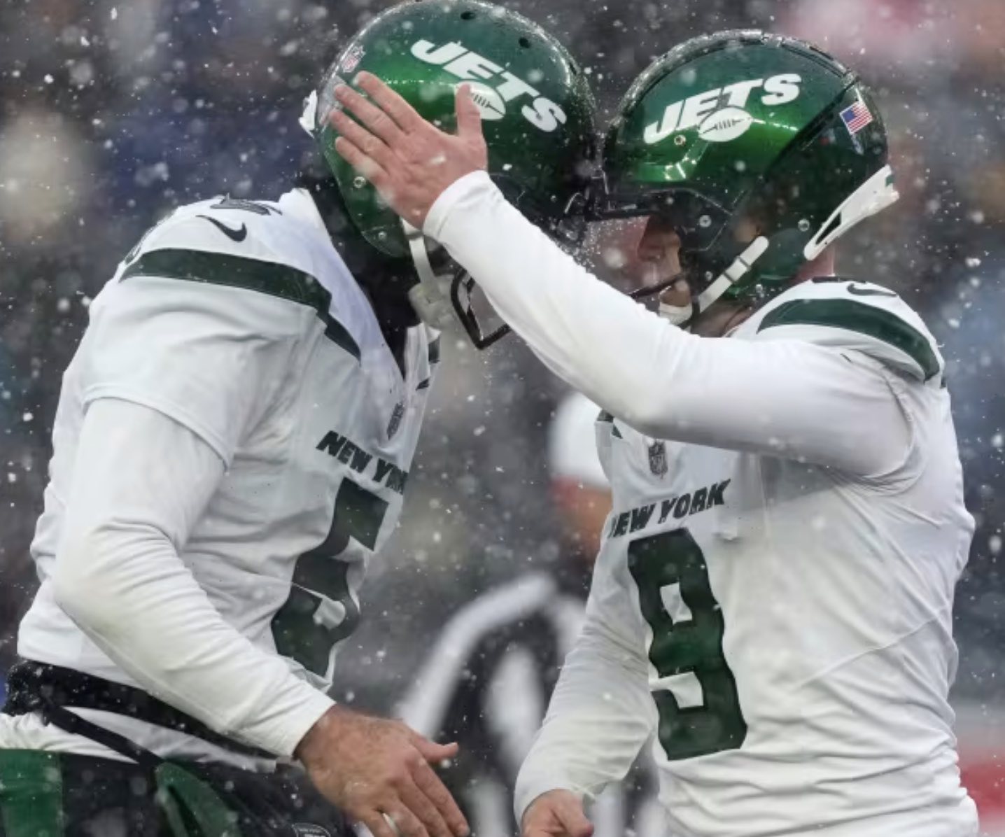 Jets End Dismal Season, Beat Patriots&nbsp;17-3