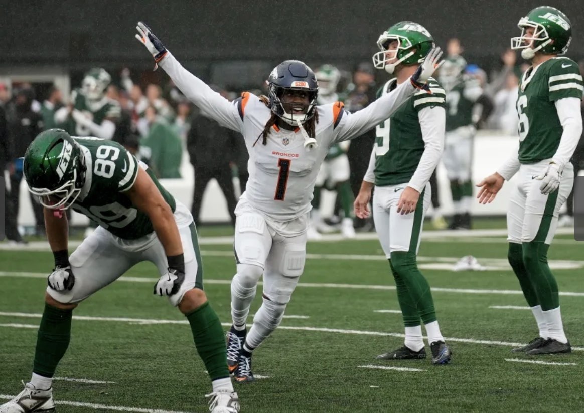 Broncos Upset Jets&nbsp;10-9