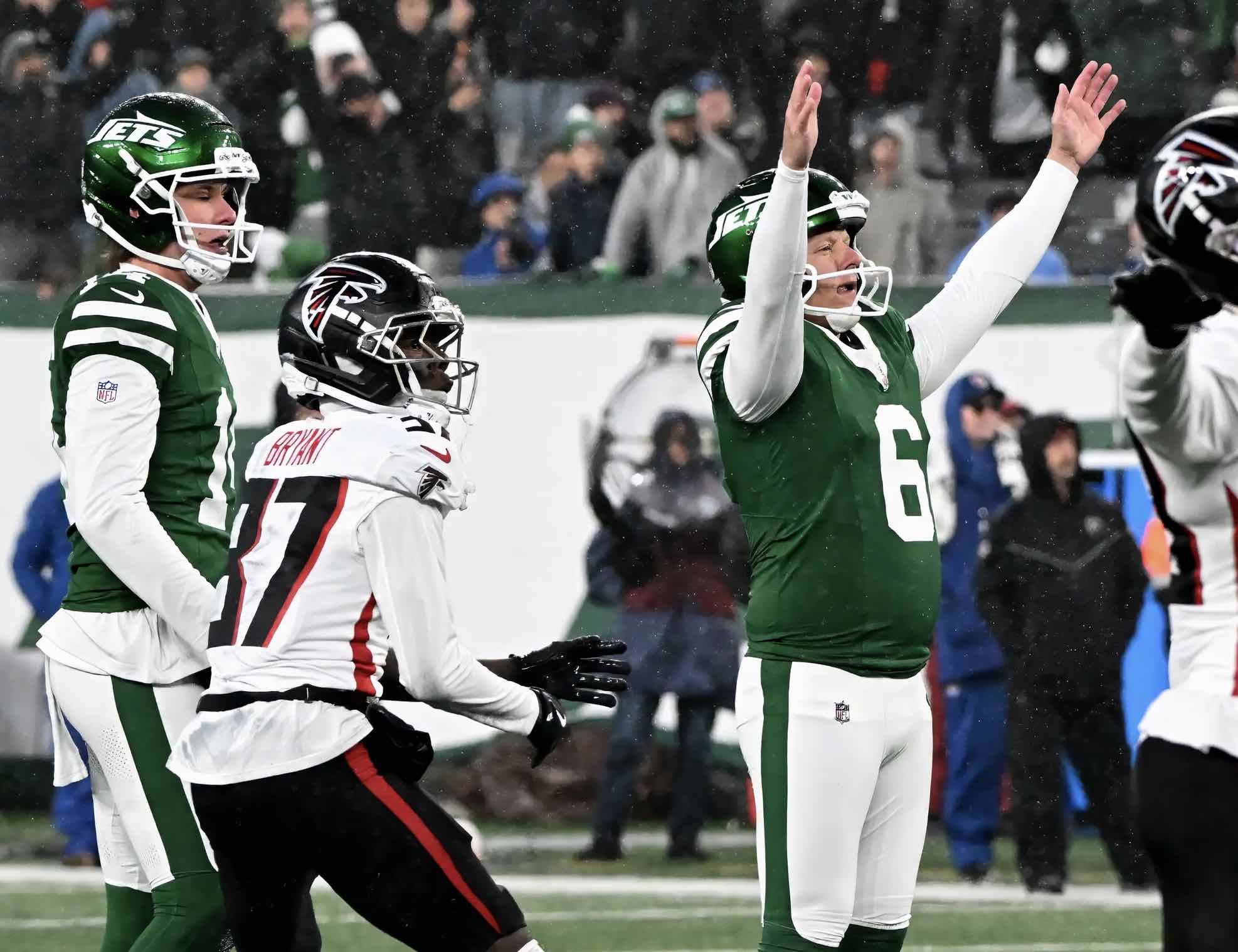 Jets Edge Out Falcons On Game-Winning Field&nbsp;Goal