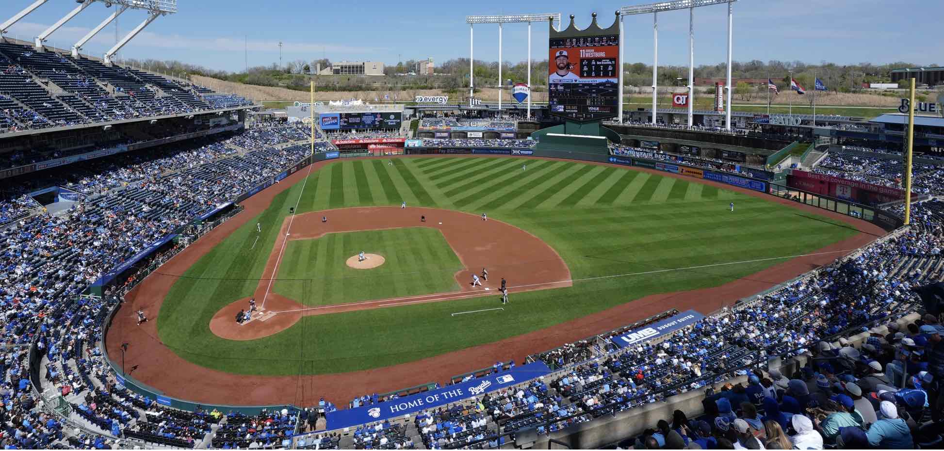 Royals Make Significant Changes to Kauffman Stadium Dimensions, Eyeing More&nbsp;Offense