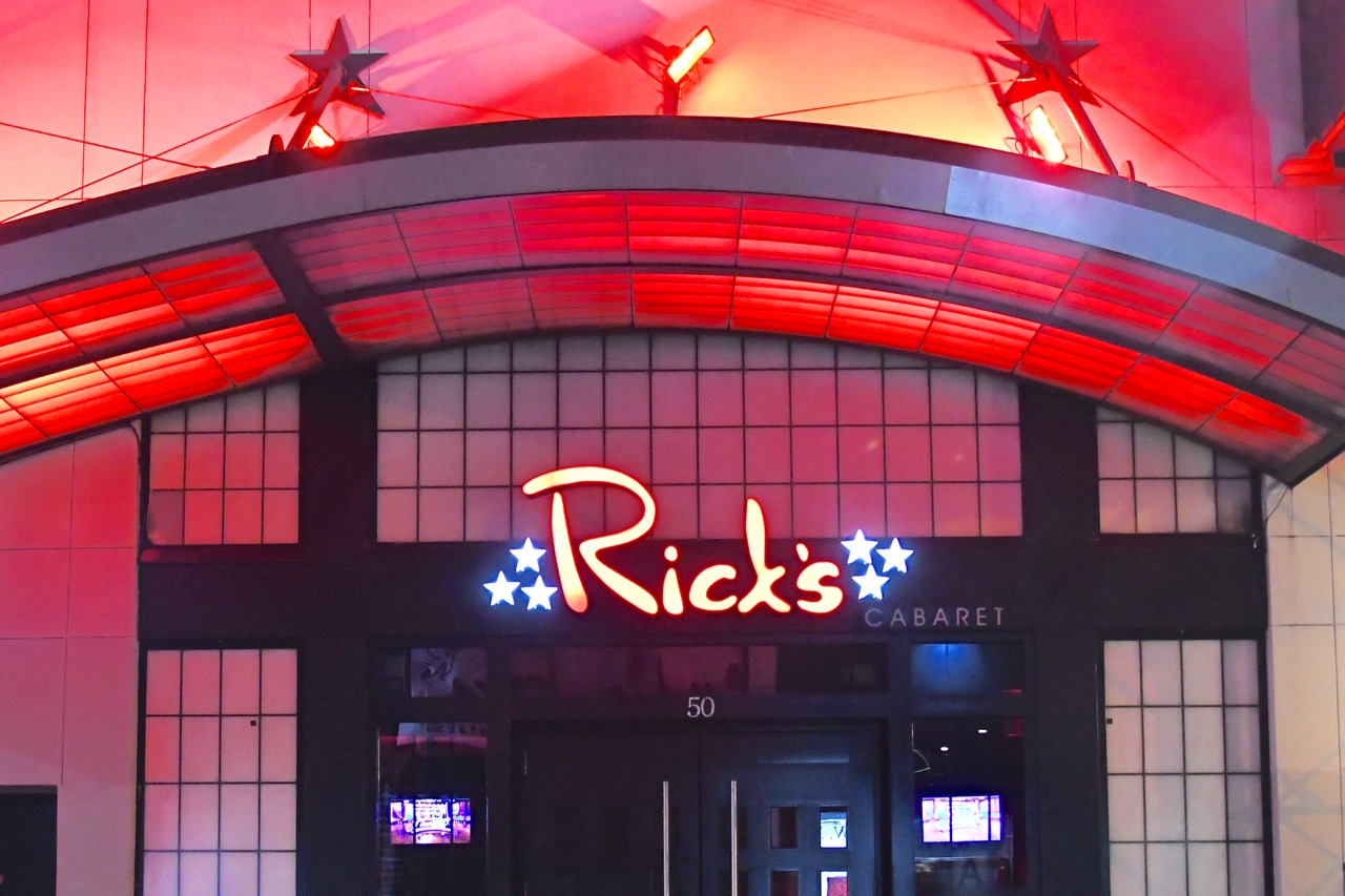 Exotic Dancers Host Fantasy Football&nbsp;Draft